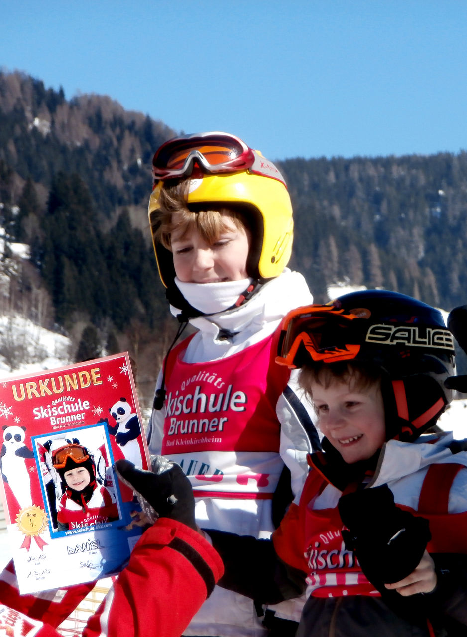 Brunner síiskola eredményhirdetés - Bad Kleinkirchheim.